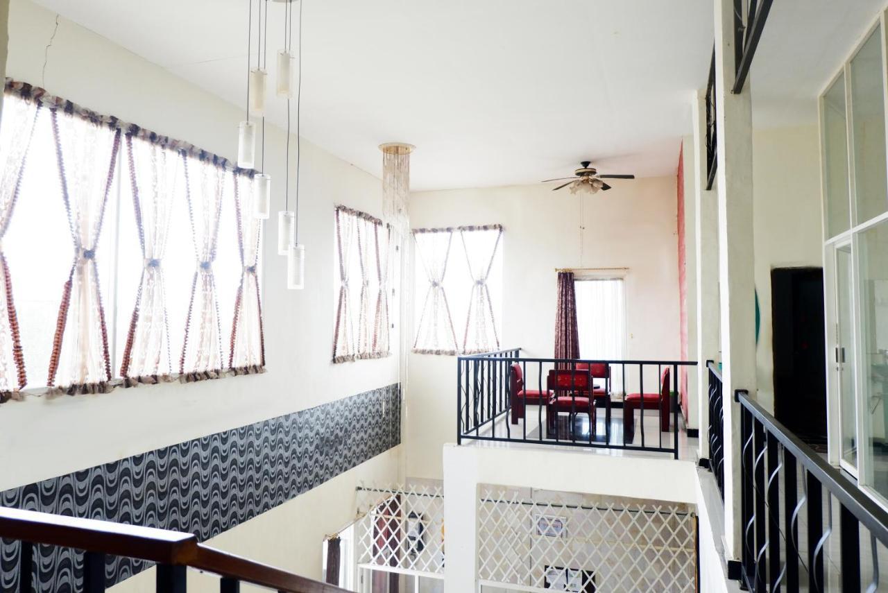 Olive Guest House Bumi Mas Raya Банджармасін Екстер'єр фото